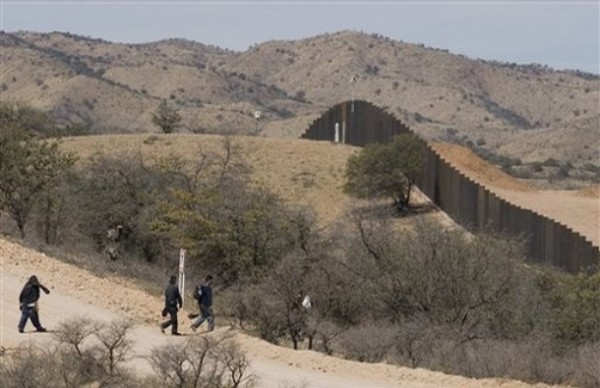 Inmigrantes-frontera-México-Estados-Unidos-600x388