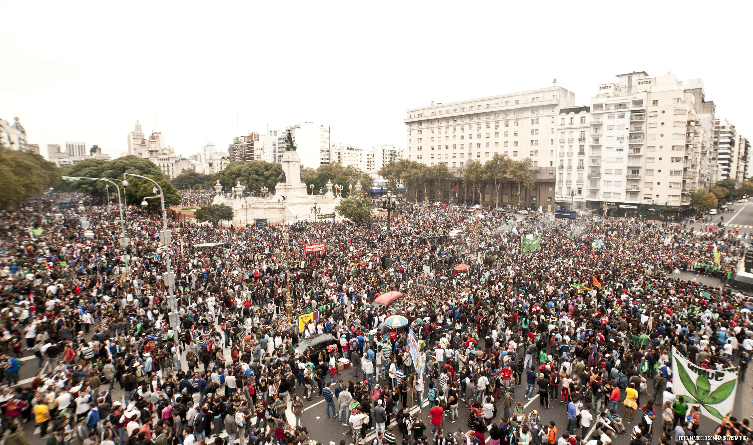 Marcha Marihuana 2014 - Buenos Aires - 150 mil personas - Congreso - Creditos Marcelo Somma - Revista THC