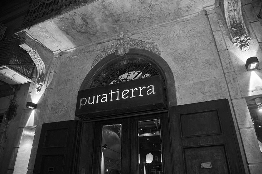 La cena anual de Cosecha Roja se hizo en el Restaurante Pura Tierra, en Belgrano. Gracias a los cocineros Martín Molteni y Gustavo Portela.