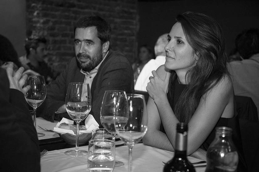 Los periodistas Carlos Cué y Soledad Barruti.