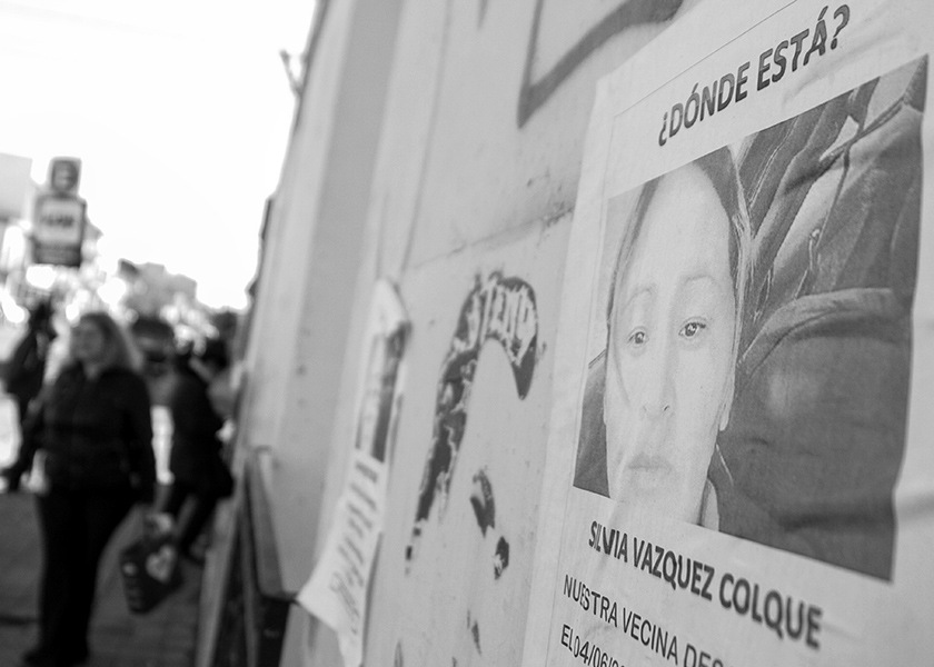 Viedma. 11-08-17. Afiches en el centro de la ciudad, para buscar a Silvia Vazquez Colque. Foto: Pablo Leguizamon