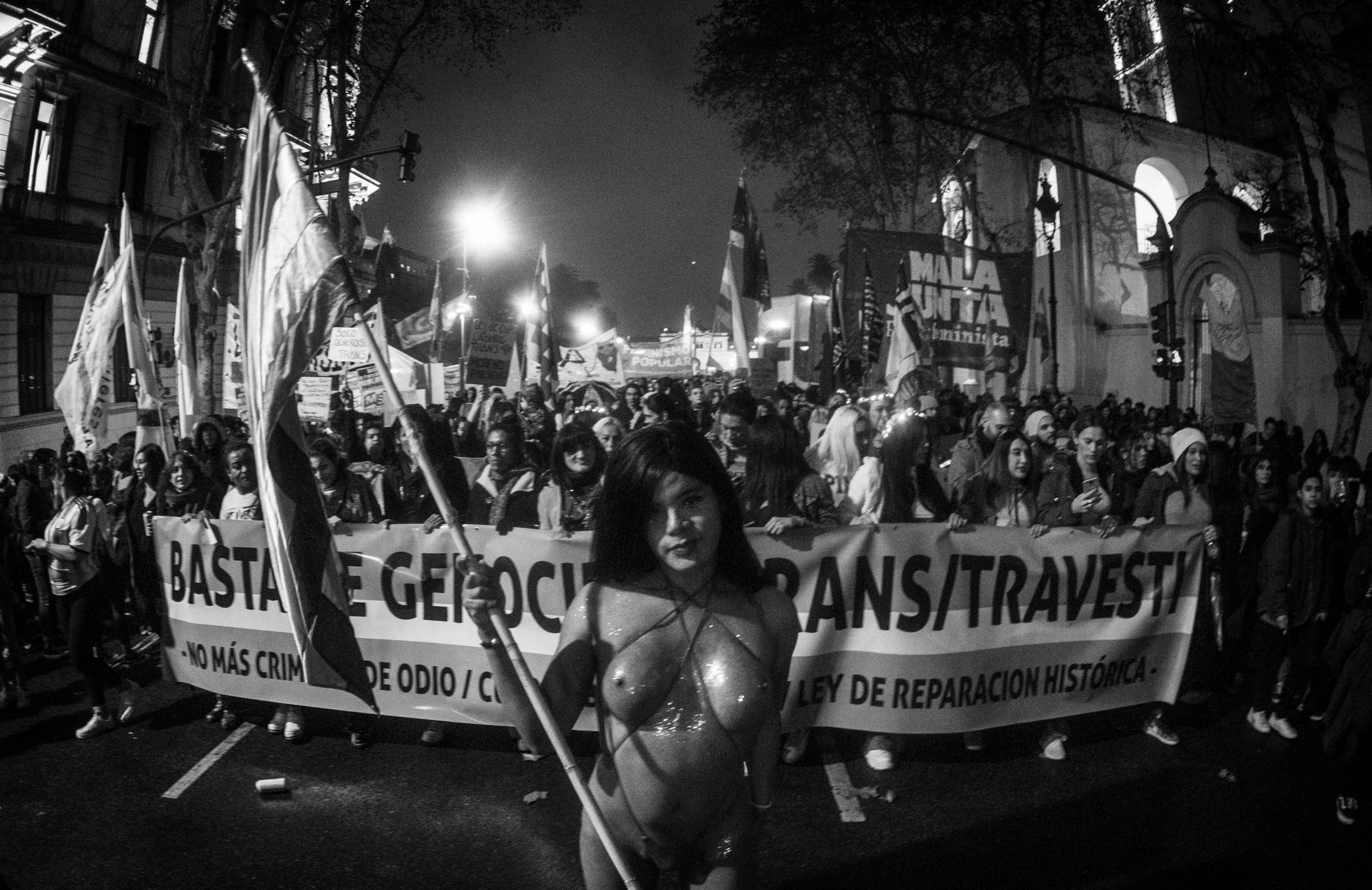 La furia trans travesti en imágenes