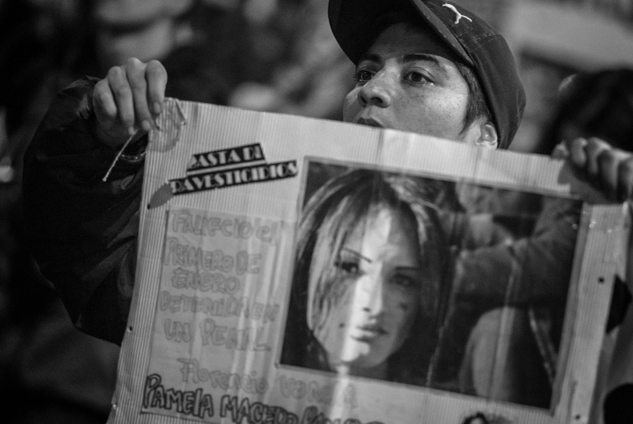 29-06-2019. Capital Federal. Marcha en contra de los travesticidios y en conmemoracin de los 50 aos de stonewall. La marcha convocada por distintas organizaciones lgbtiq+ march desde Plaza de Mayo hasta la plaza del Congreso bajo el lema "basta de travesticidios" e "implementacin del cupo laboral trans".