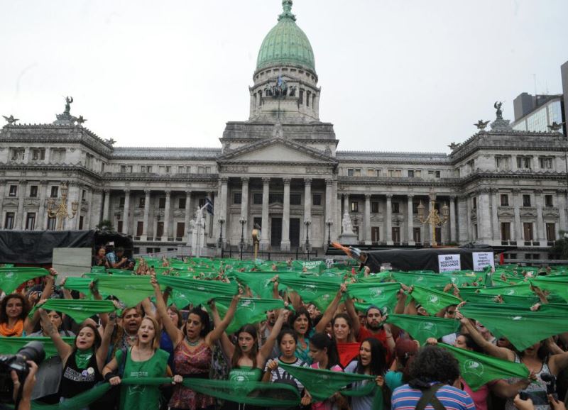 Las mujeres que quieren abortar no pueden y no deben esperar