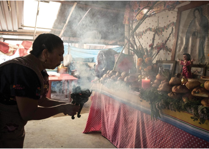 Día de Muertos: una tradición ancestral sostenida por abuelas, madres e hijas