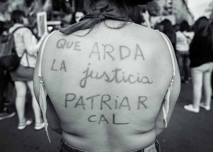 Mató a su novio en defensa propia y fue presa: una jueza la liberó