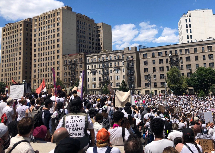 Nueva York puso fin a la prohibición de “caminar siendo trans”